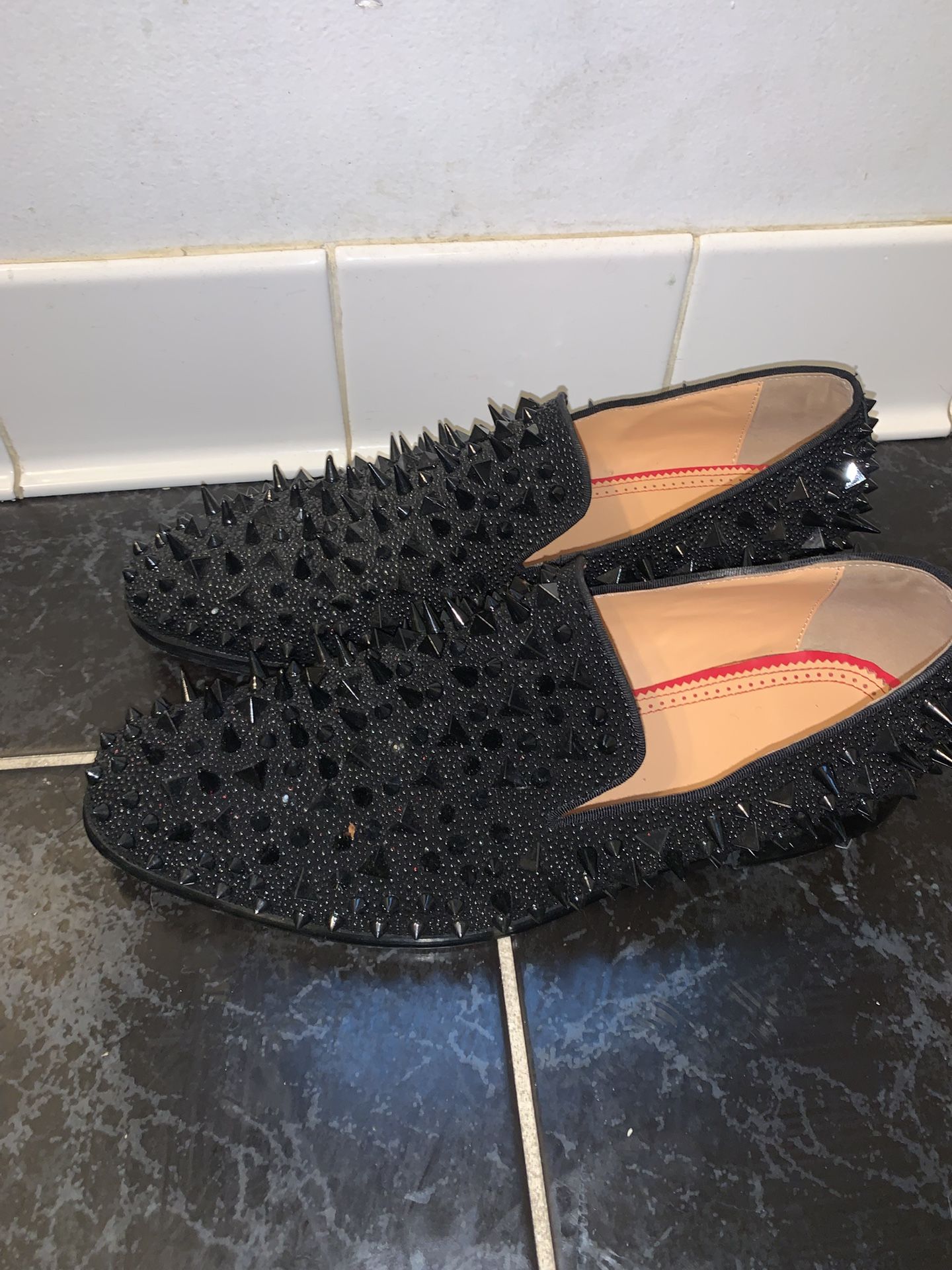 black/ red classy dress shoe