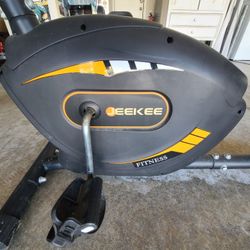 Jeekee Recumbent Exercise Bike