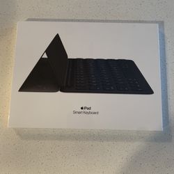 Apple iPad Smart Keyboard 