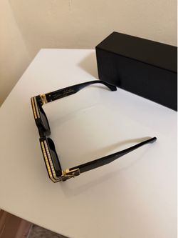 Sunglass Louis Vuitton 100% original