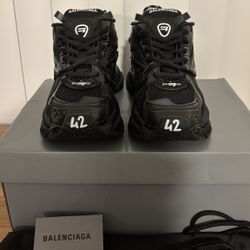 black Balenciaga Runner