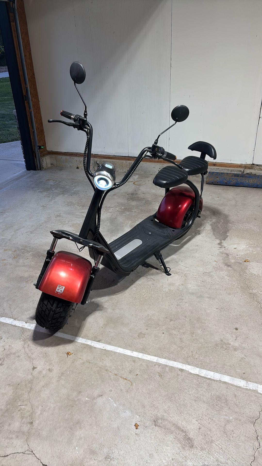 Thamlev Electric scooter 