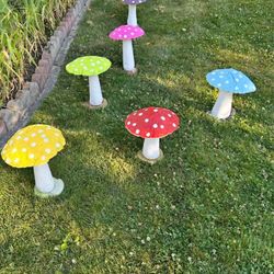 Garden Concrete Mushrooms