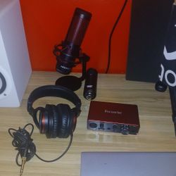 Focusrite Scarlett 3rd Generation Solo Bundle With Hyper X Quadcast Rouge.