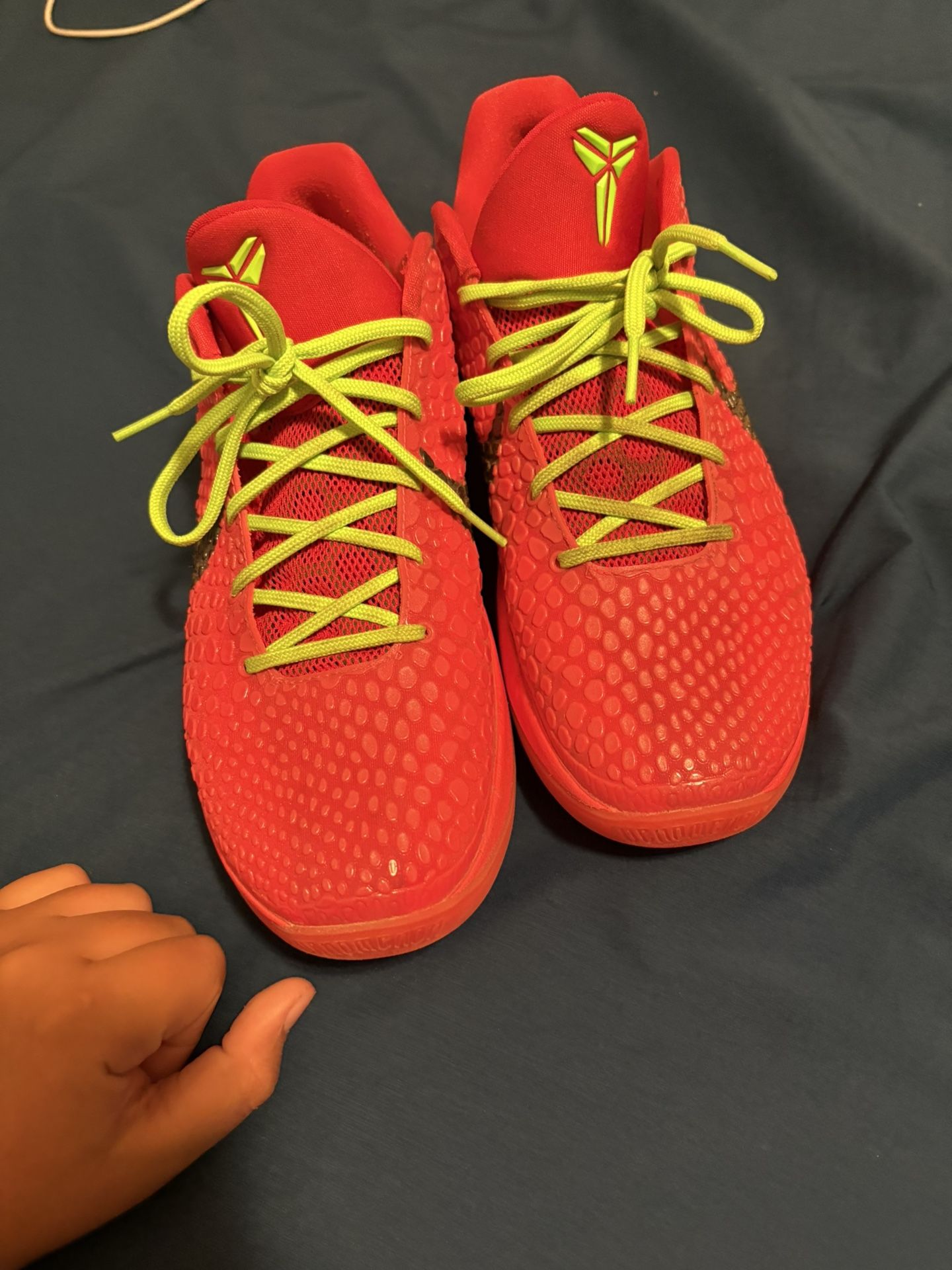 Kobe Reverse Grinches