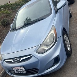 2012 Hyundai Accent