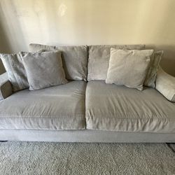 Couch With Queen Size Pull Out Bed 
