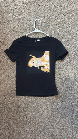 arianna grande tee 
