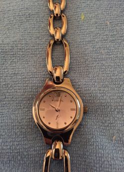 Fossil silver tone watch