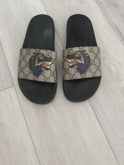 Gucci Wolf Head Slides