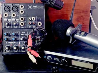 Mackie 4 Channel Mixer W/Microphone