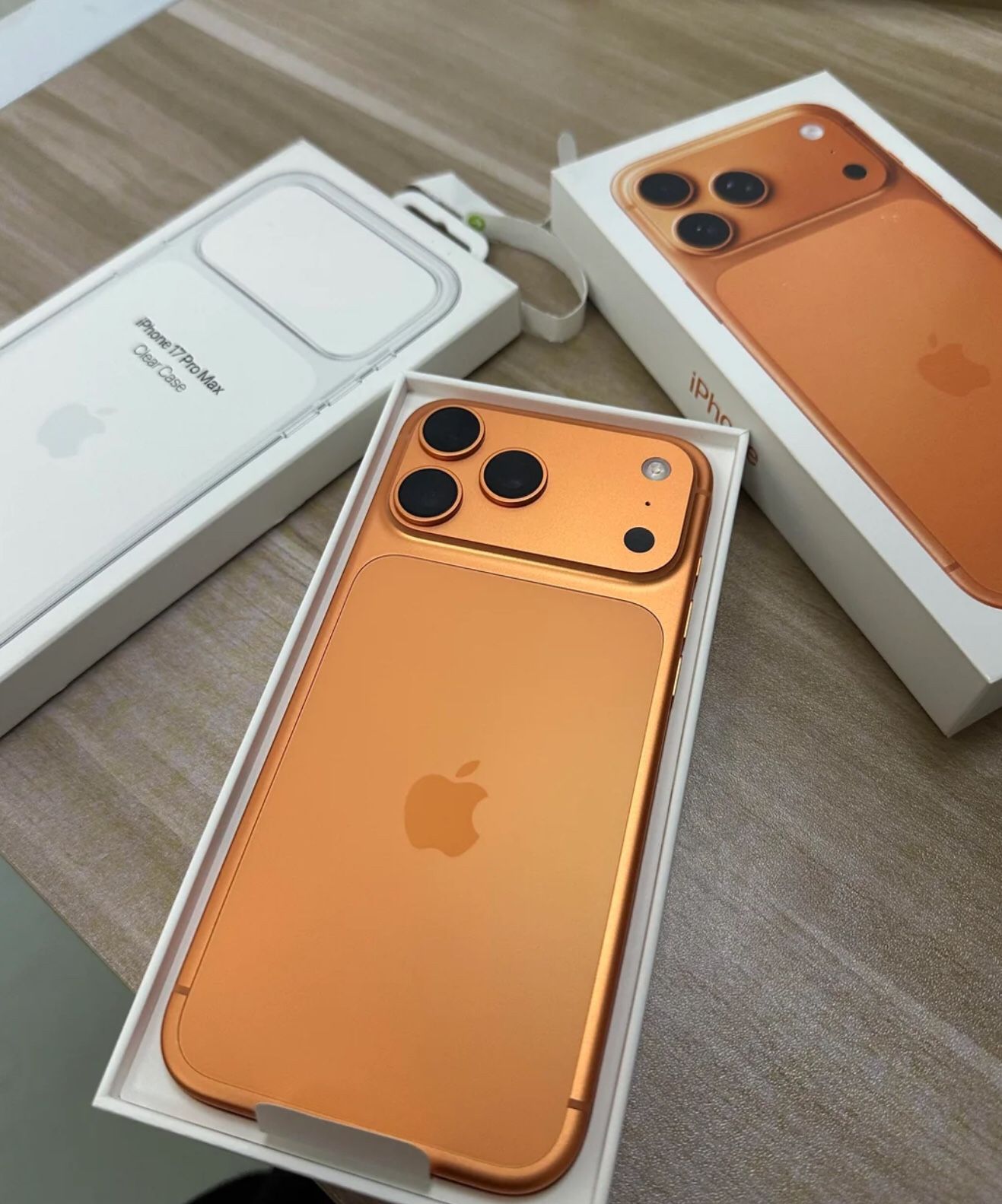 Brand New iPhone 17 Pro Max 2TB**[[Factory Unlocked For Any Company]]**Any Company Works!!