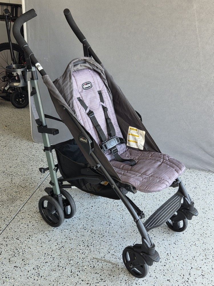 Chicco Lightweight Umbrella Stroller