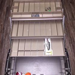 Plano Fishing Tackle Box $10