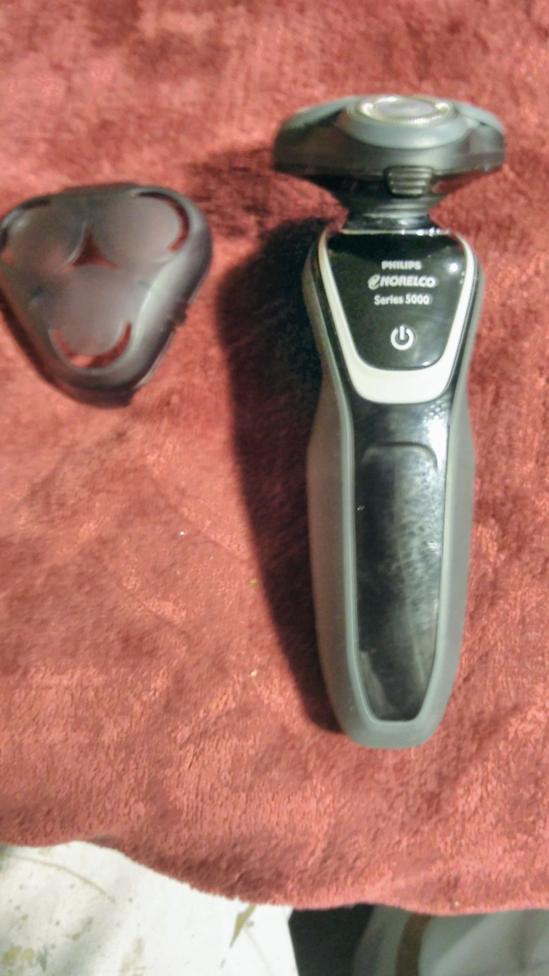 Norelco series 5000 Wet N Dry shaver