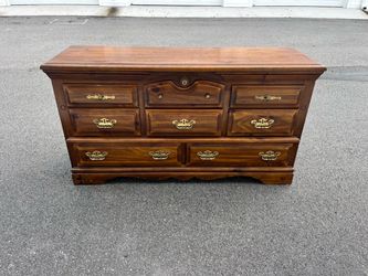 Bedroom set