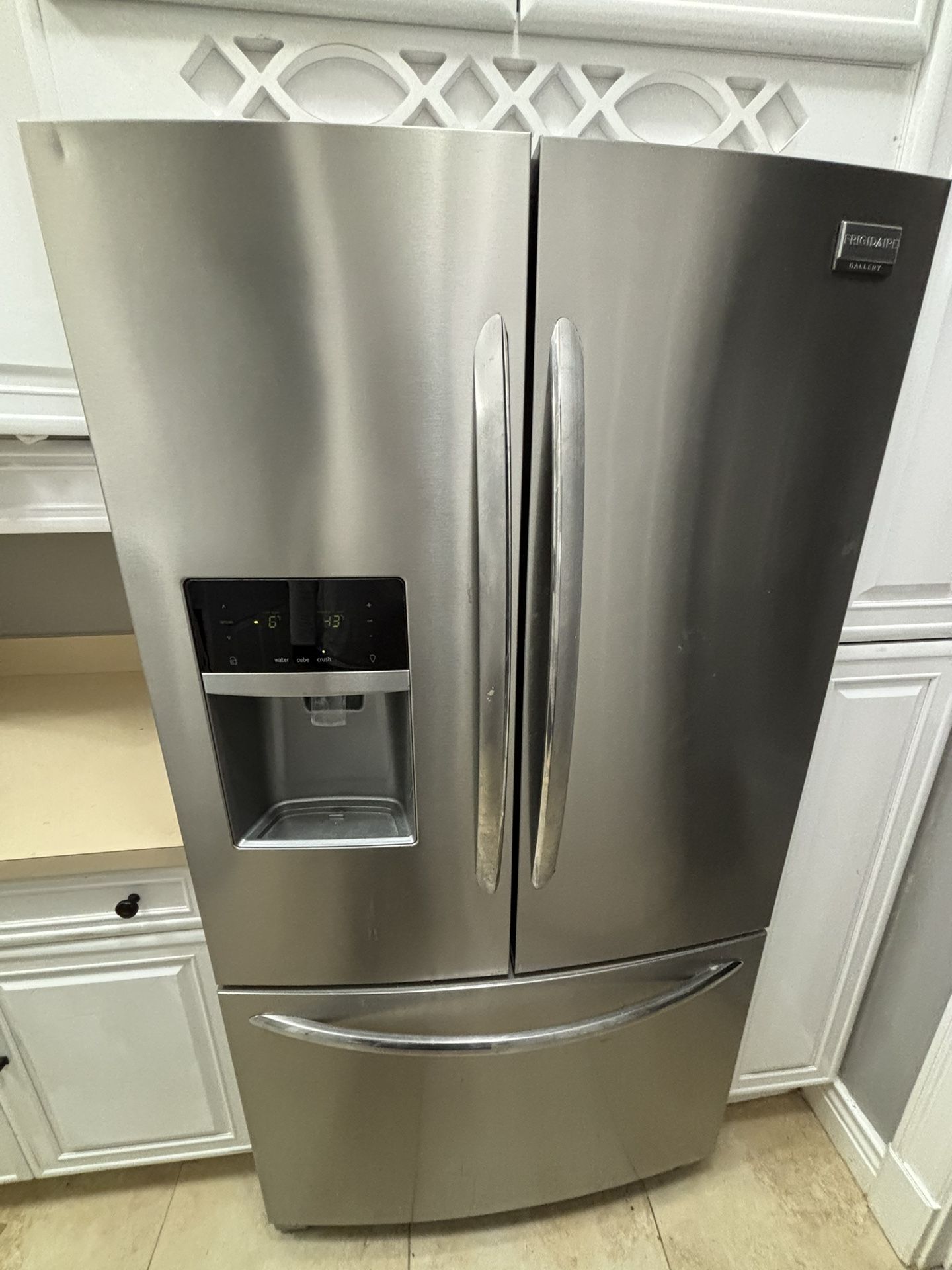 French Door Frigidaire