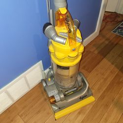 Dyson Dc14 vacuum cleaner