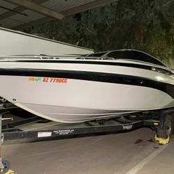 2003 Crownline 210 Bow Rider
