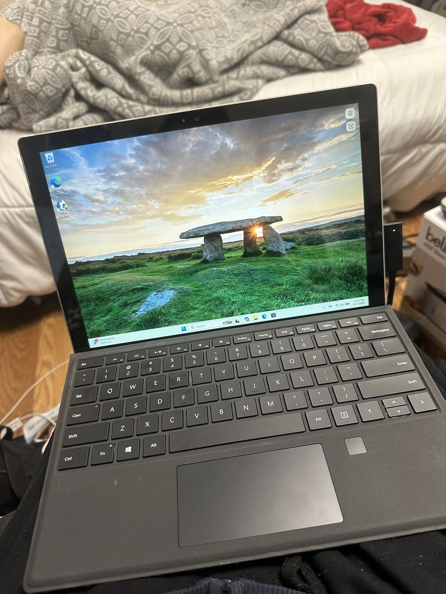 Microsoft Surface Pro 4 - i7, 16GB RAM, 256GB SSD - $199 (Touch Screen Not Working) - Trades Accepted!