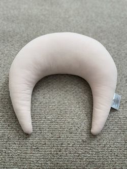 Snuggle Me - Feeding & Support Pillow - Pink