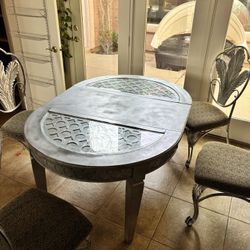 Beautiful Kitchen Table With Chairs