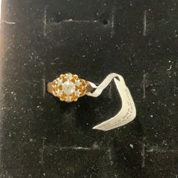 LDS Yellow Gold With Round 7 Clear Stones