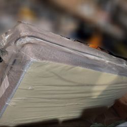 Sealy Normandy Plush Twin Mattress and box Spring