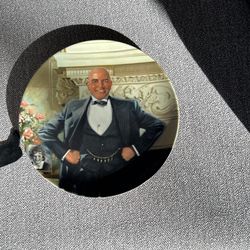 Daddy Warbucks Annie Collector Plate, 1982 With COA