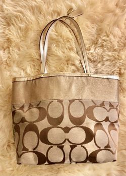 Coach Singnature Purse