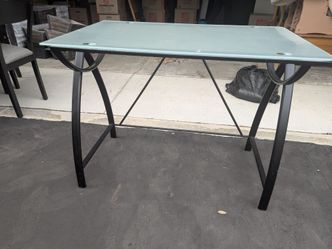 Free table