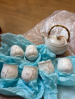 NEW Ceramic Tea Set with 6 Cups