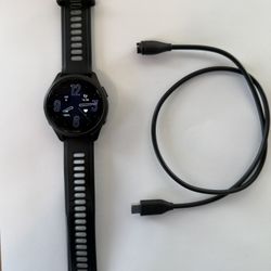 Garmin Forerunner 265 - Excellent Condition + Charger