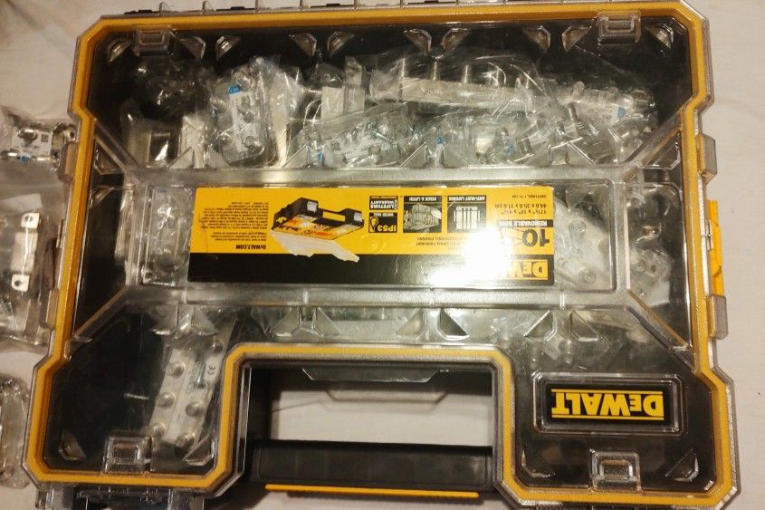DeWalt 10-compartment Deep Pro Organizer+ Splitters