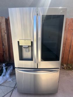 LG ThinQ French Door Refrigerator Stainless Seel