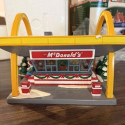 Dept 56 McDonald’s Restaurant 
