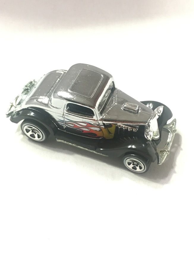 34. Ford. Three. Window coupe