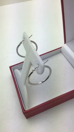 14k White Gold Hoops  💵  💳  💵 Cash and Card Accepted 💵  💳  💵