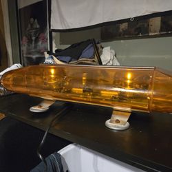 Yellow Emergency Strobe Lights 12 Volt Cigarette Lighter 