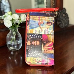 New Michelle Obama Magazine Cover Collage Wristlet Wallet – Red Trim