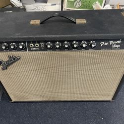 Fender amplifier . Vintage. Pro reverb. 