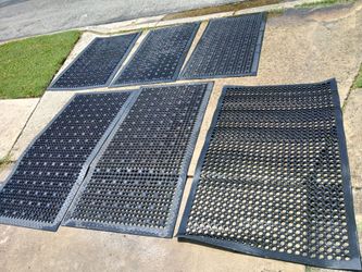 Floor mats