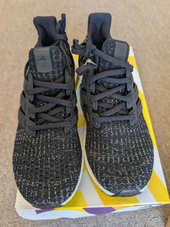 Adidas UltraBOOST running shoes men size 7.5. - Brand New