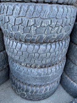 Vendo 285/70/R18 las 4 llantas miki ton son por $200