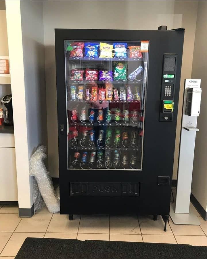 Vending Machine With Card Reader