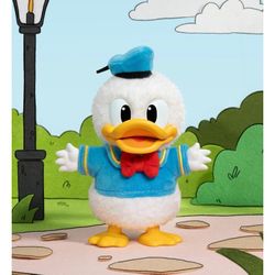 Donald Duck- Mickey Family Cute Together Keychain 