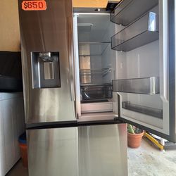 Samsung 2024 French Door Fridge – Ice & Water – Like New – Stainless Steel