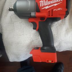 New M18 Half Inch 1400 Impact Tool Only