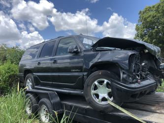 Gmc yukon denali xl for parts