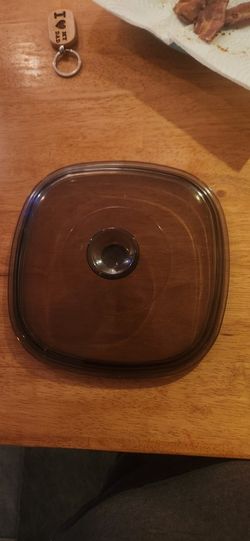 Vintage Pyrex Lid